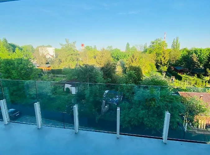 Luxury White In Park Lotnikow